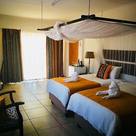 Tshukudu Game Lodge - Hoedspruit Ngoại thất bức ảnh